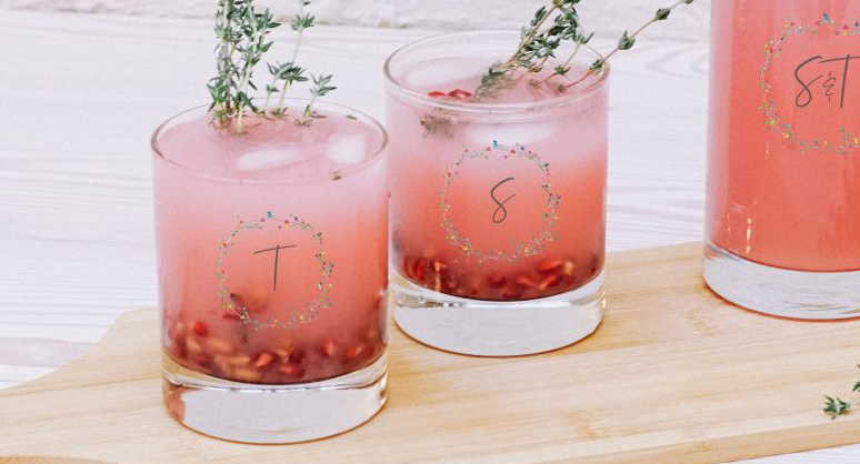 Pair of Heart Wreath Glasses ﻿